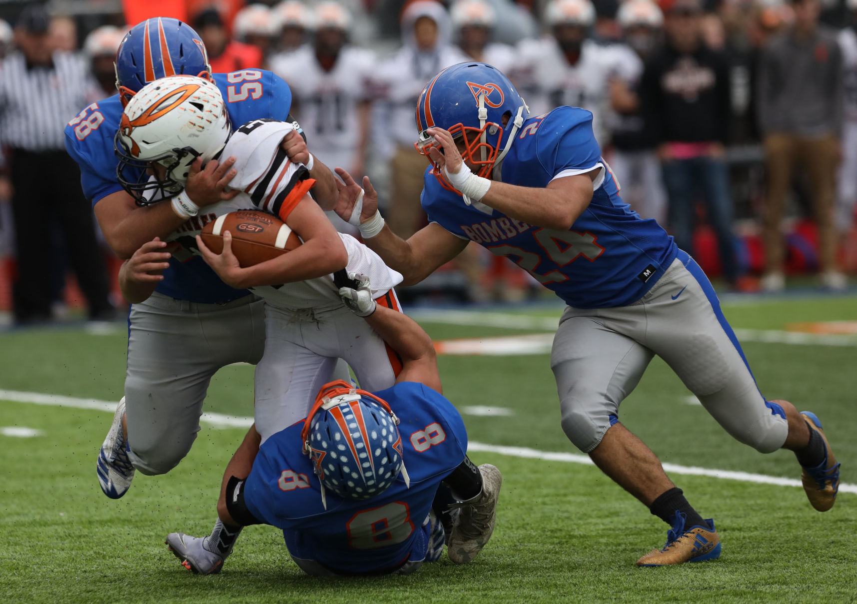 Argenta Oreana vs Fisher football 11 11.3.18.jpg